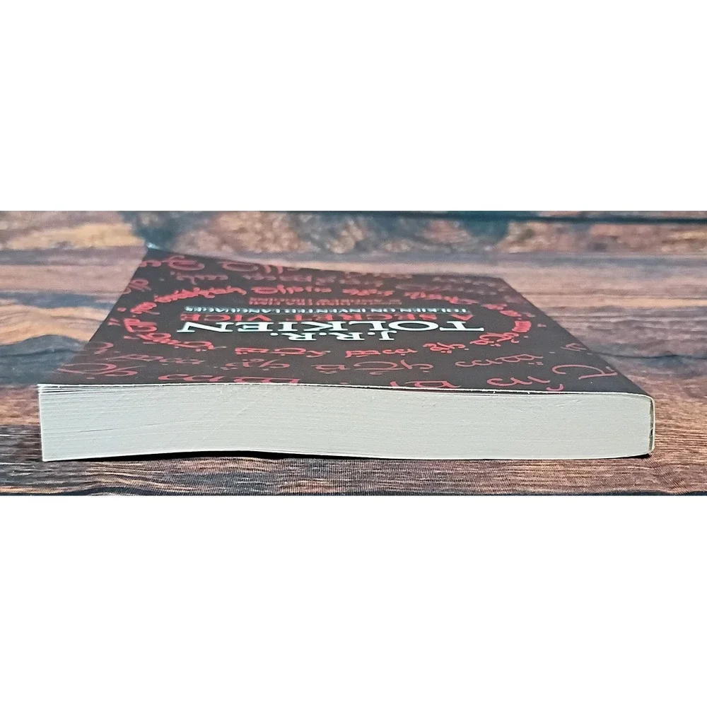 A Secret Vice‎ J.R.R. Tolkien Tolkien on Invented Languages Paperback 2023